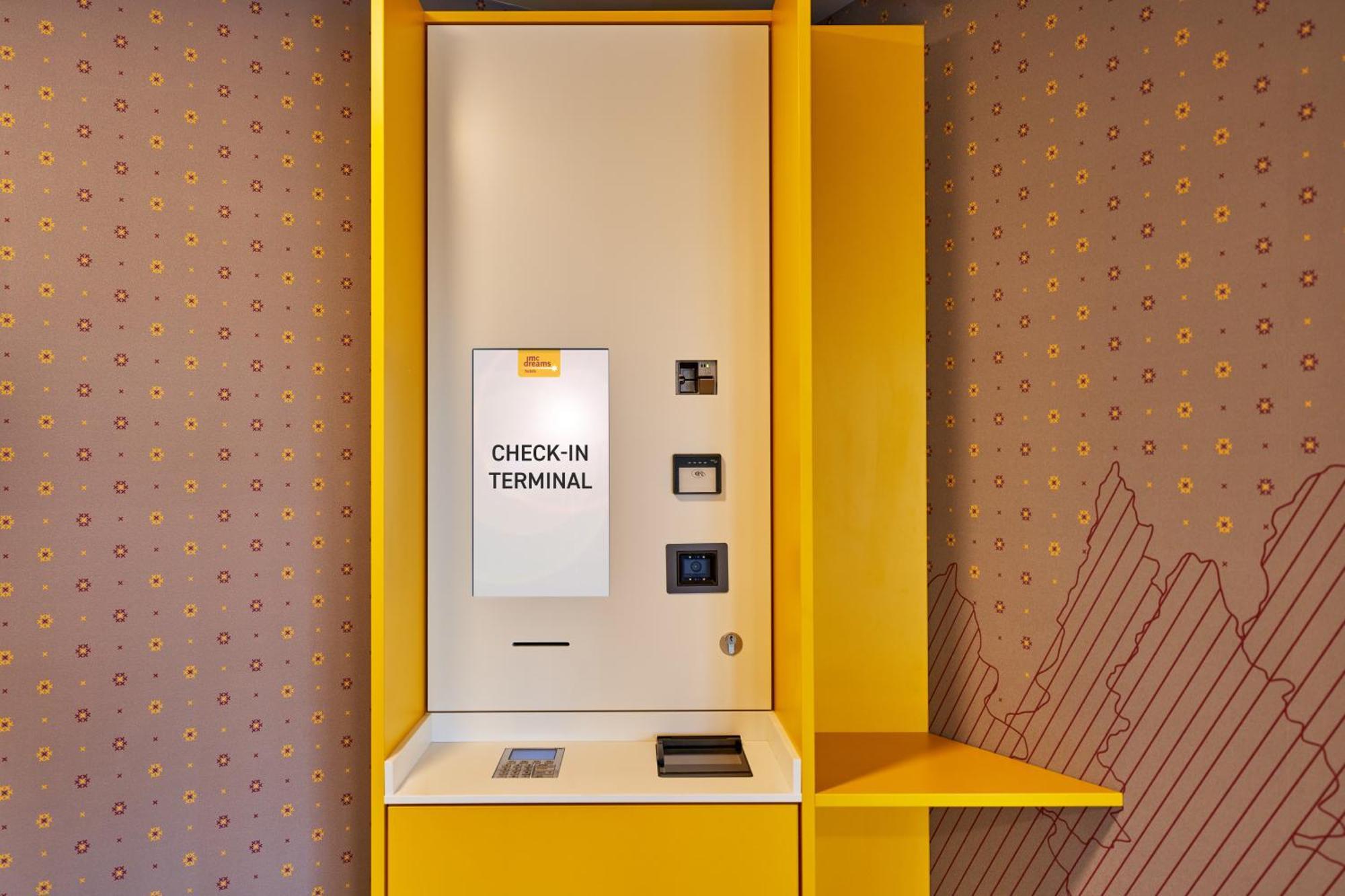 Mcdreams Hotel Moenchengladbach Eksteriør billede