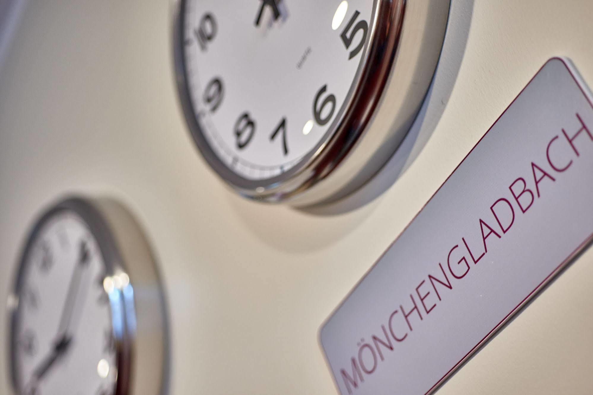 Mcdreams Hotel Moenchengladbach Eksteriør billede